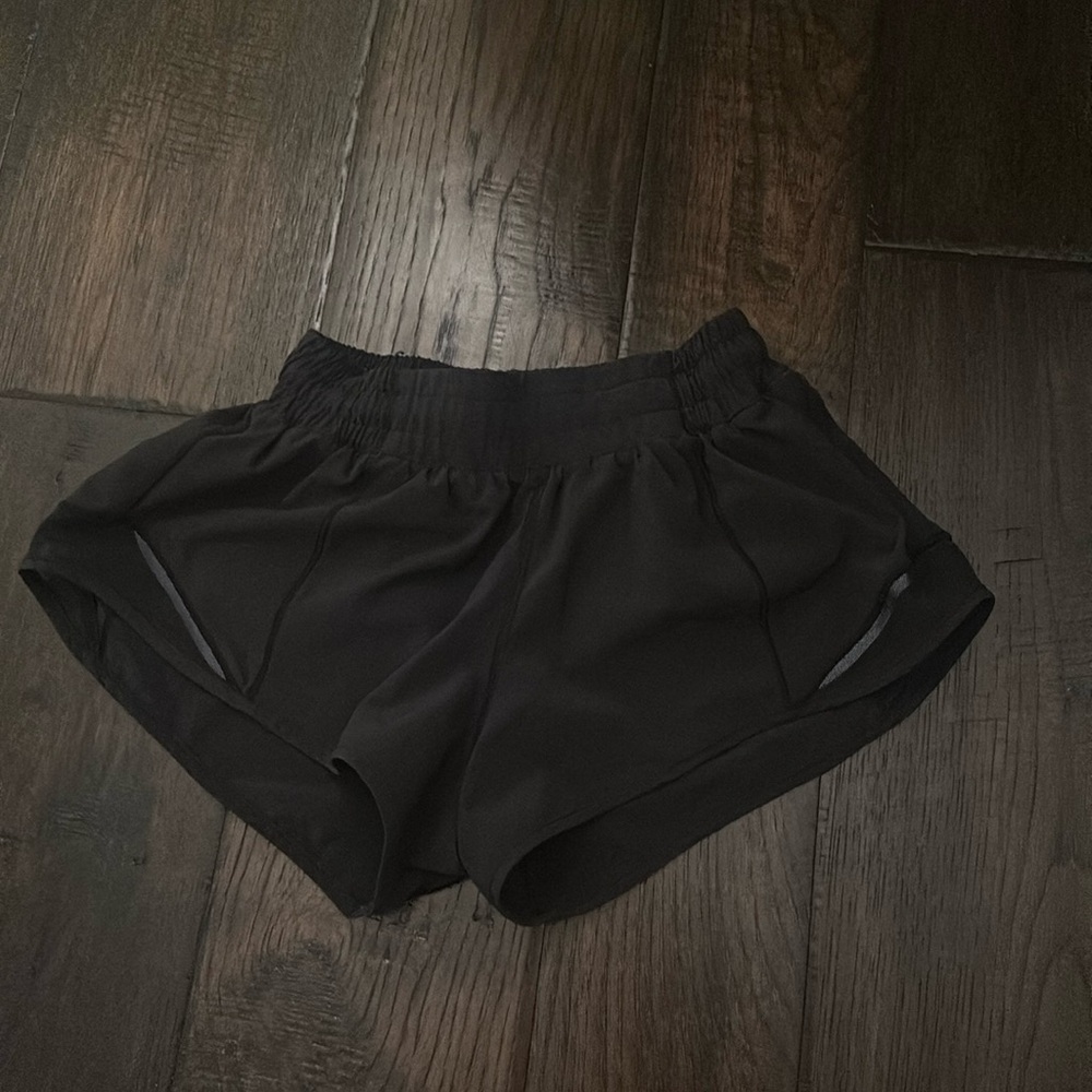 Size 2 Lululemon Hotty Hots